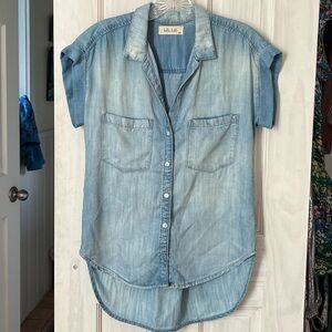 Anthropologie chambray / tencel blouse Bella Dahl